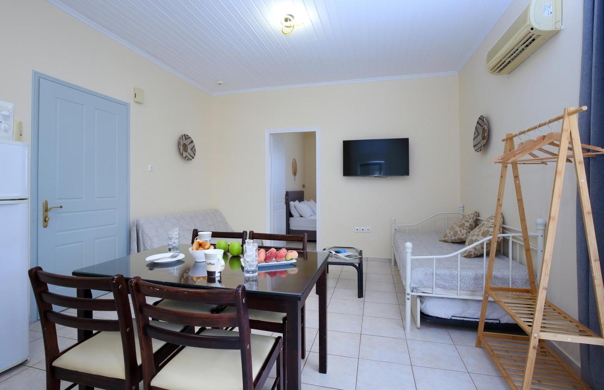 Apartments Avra Kalligoni Екстер'єр фото