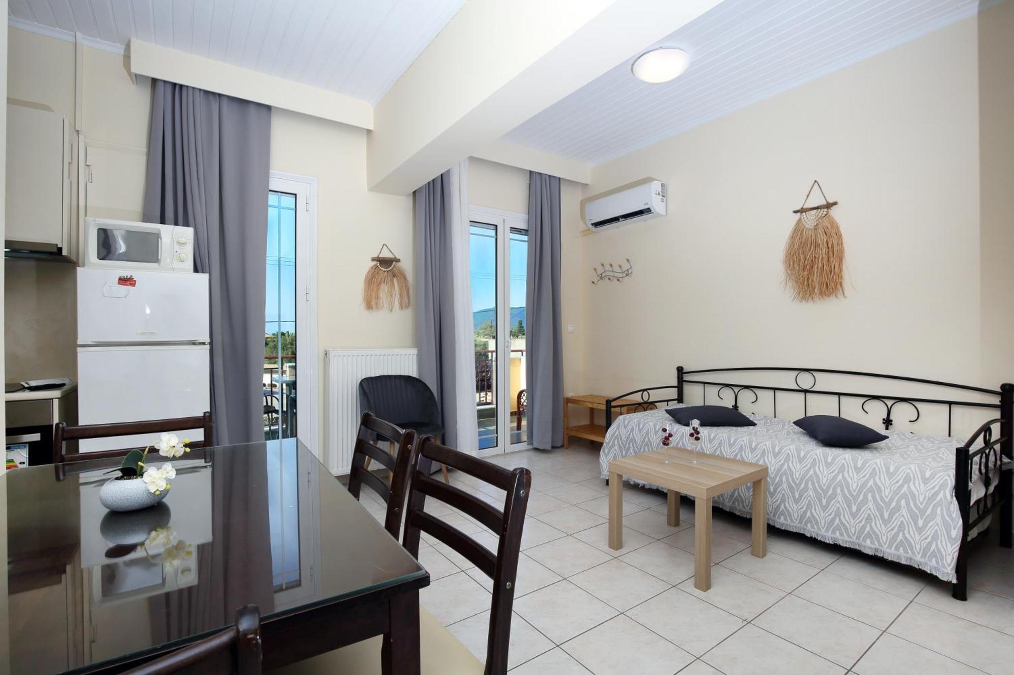 Apartments Avra Kalligoni Екстер'єр фото