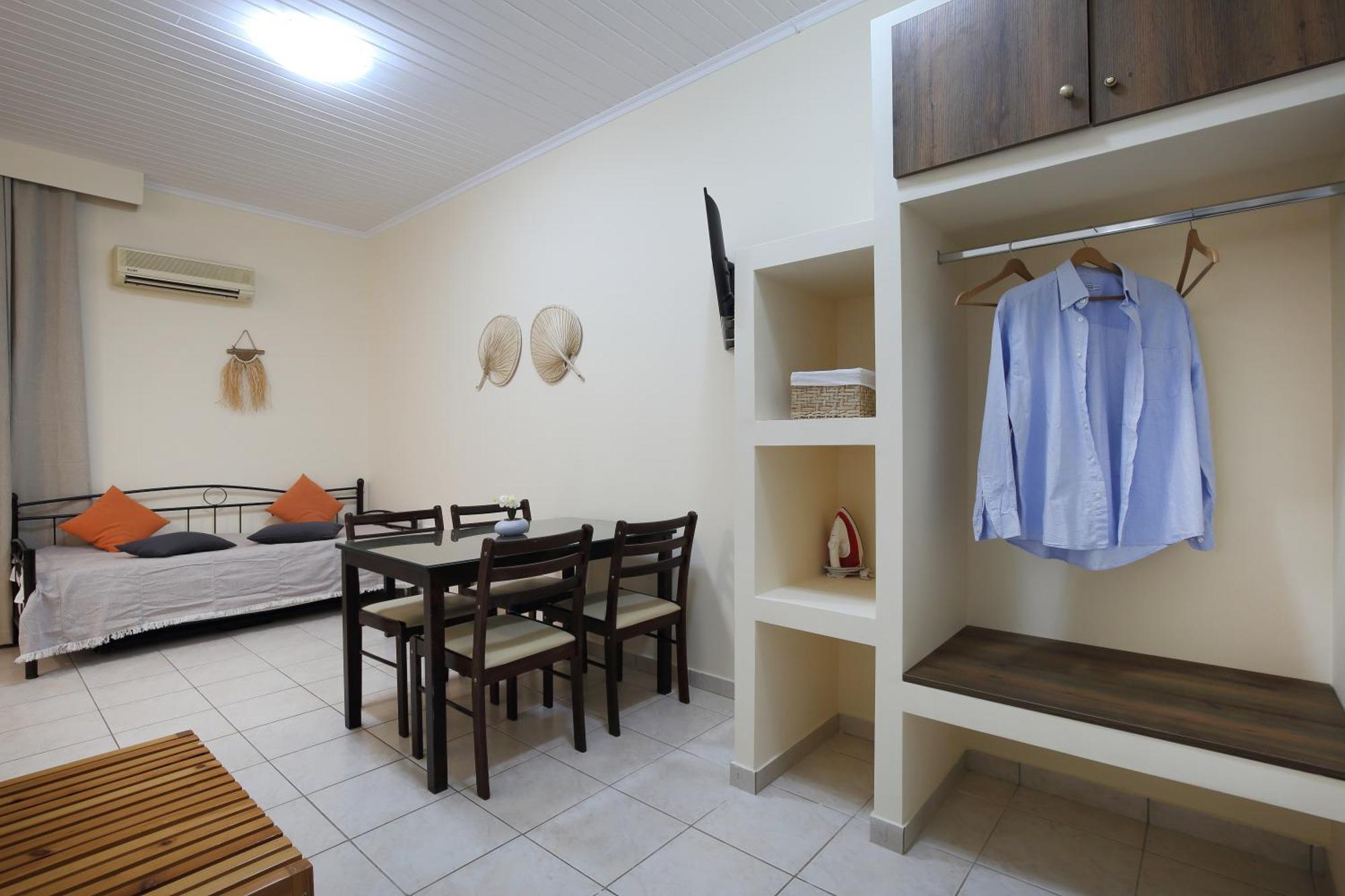 Apartments Avra Kalligoni Екстер'єр фото