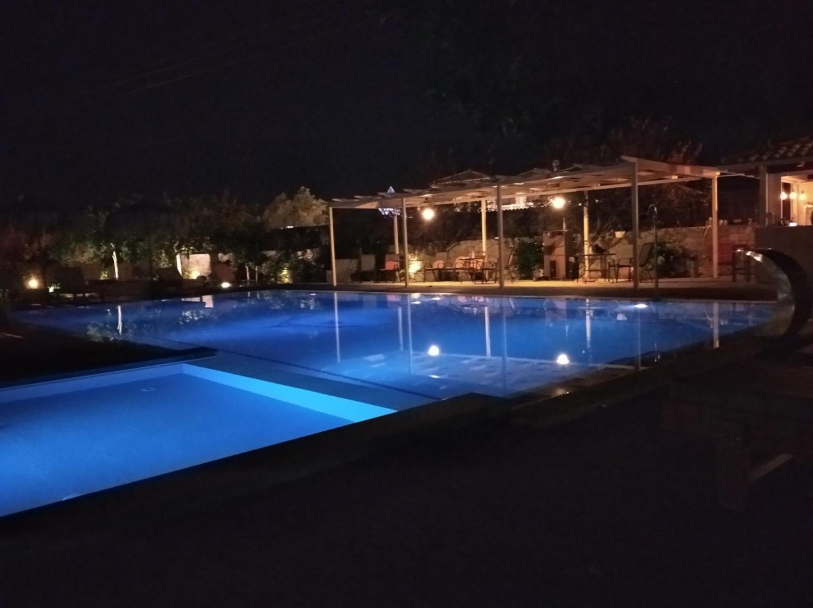 Apartments Avra Kalligoni Екстер'єр фото