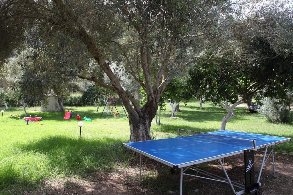 Apartments Avra Kalligoni Екстер'єр фото