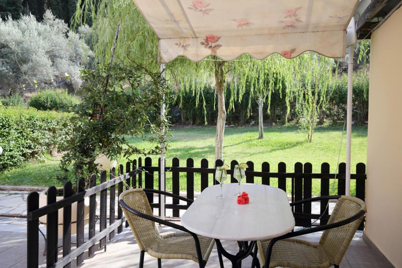 Apartments Avra Kalligoni Екстер'єр фото