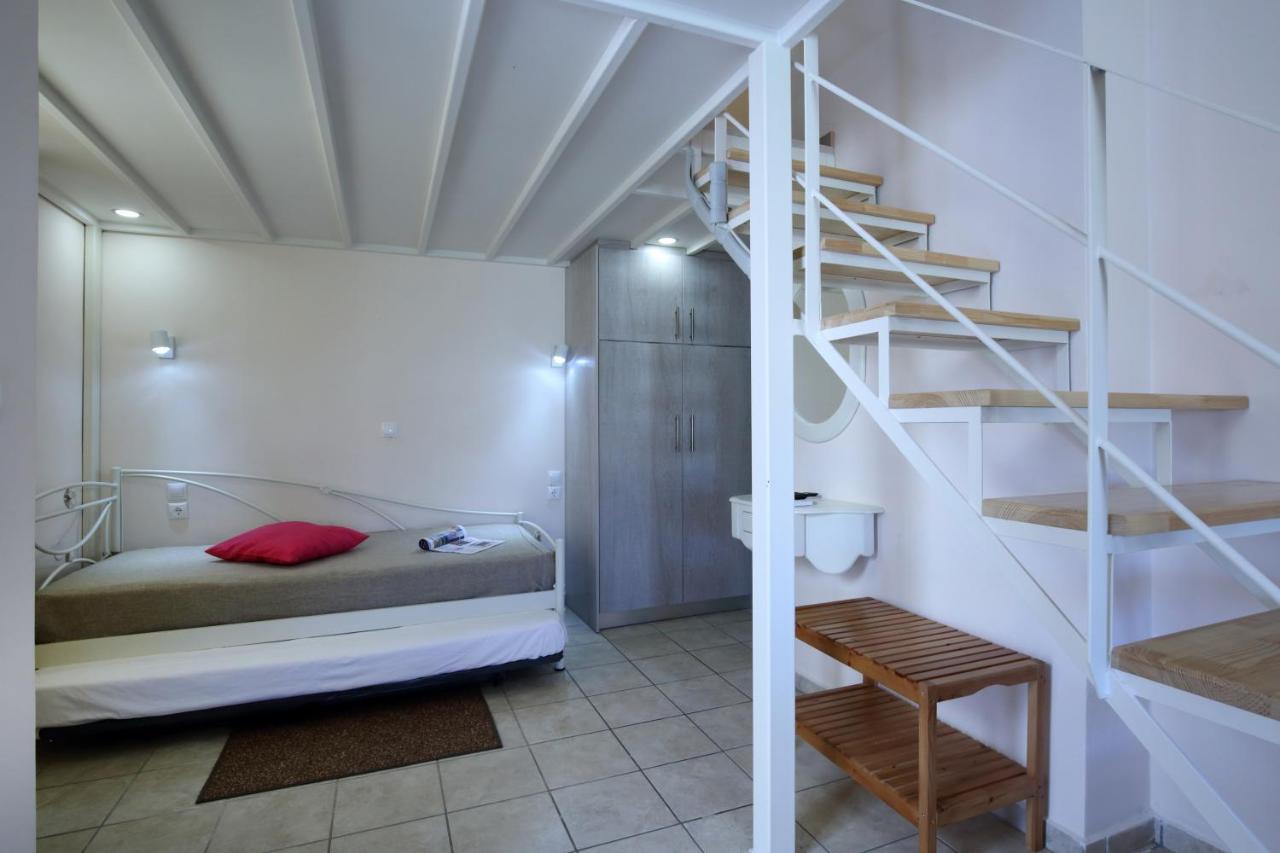Apartments Avra Kalligoni Екстер'єр фото